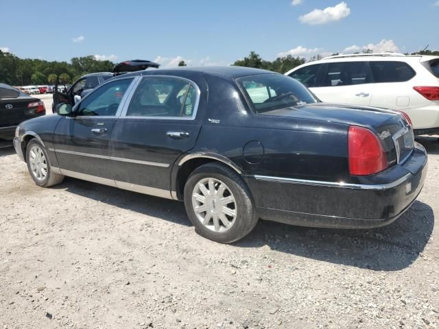 2009 Lincoln Town Car Signature Limited