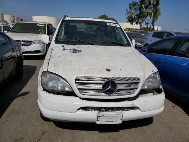 2000 Mercedes-Benz ML 320