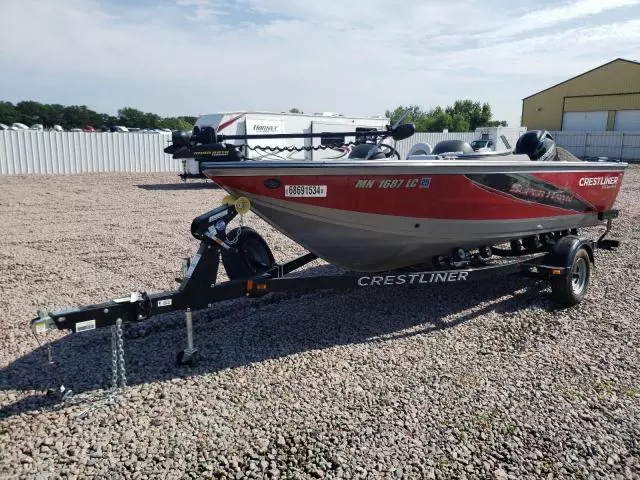 2014 Crestliner Boat