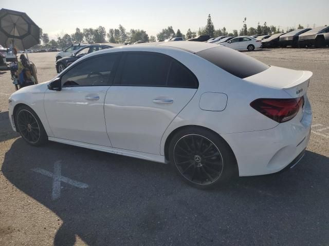 2019 Mercedes-Benz A 220