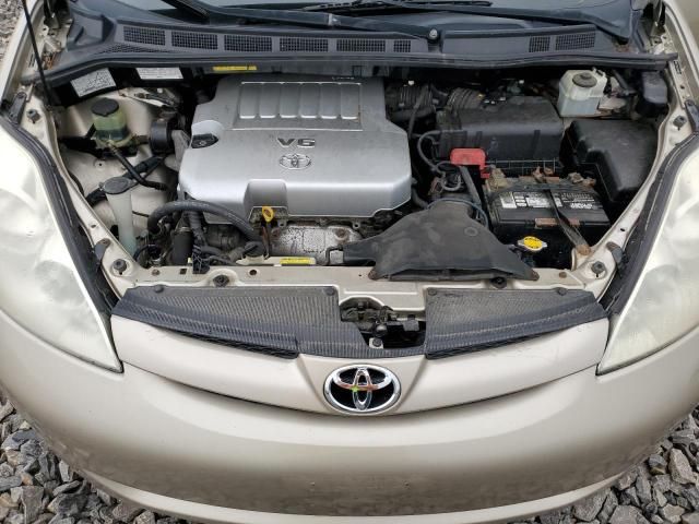 2010 Toyota Sienna CE