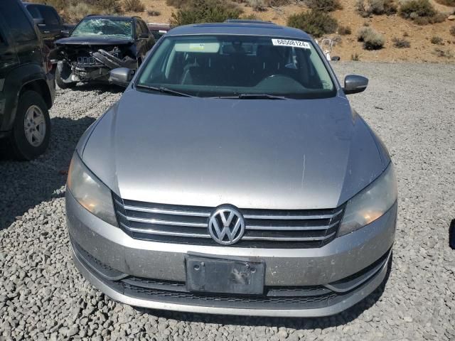 2013 Volkswagen Passat SE