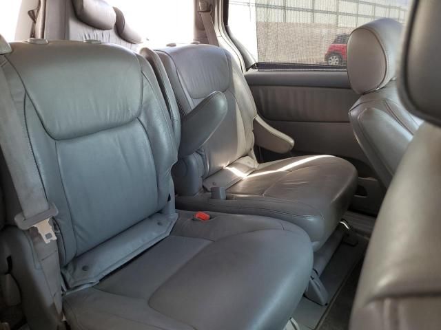 2006 Toyota Sienna XLE