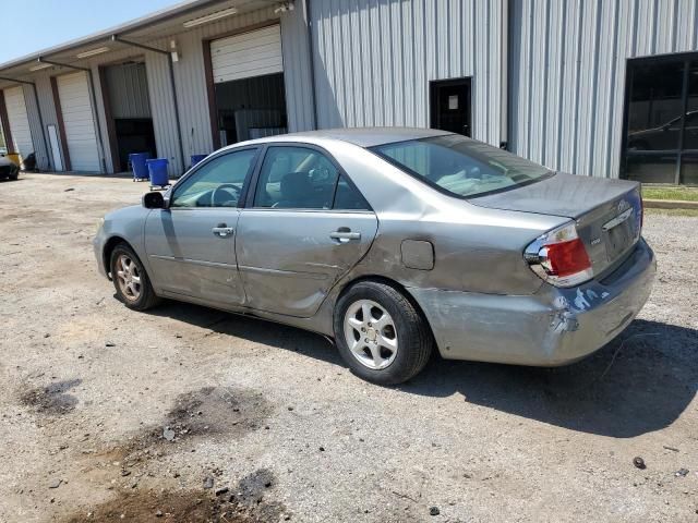 2005 Toyota Camry LE