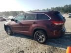 2017 Toyota Highlander SE