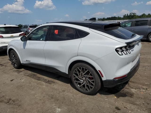 2022 Ford Mustang MACH-E GT