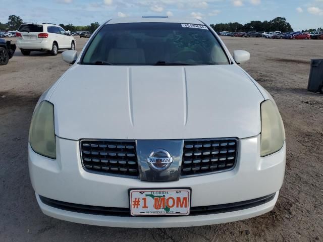 2004 Nissan Maxima SE