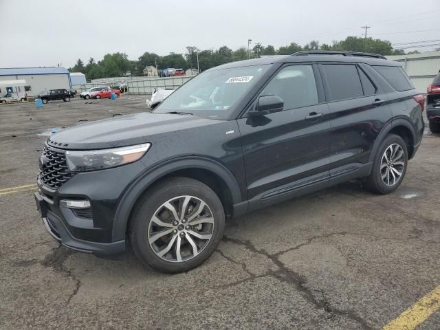 2022 Ford Explorer ST-Line