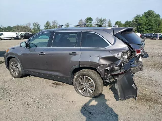 2019 Toyota Highlander SE