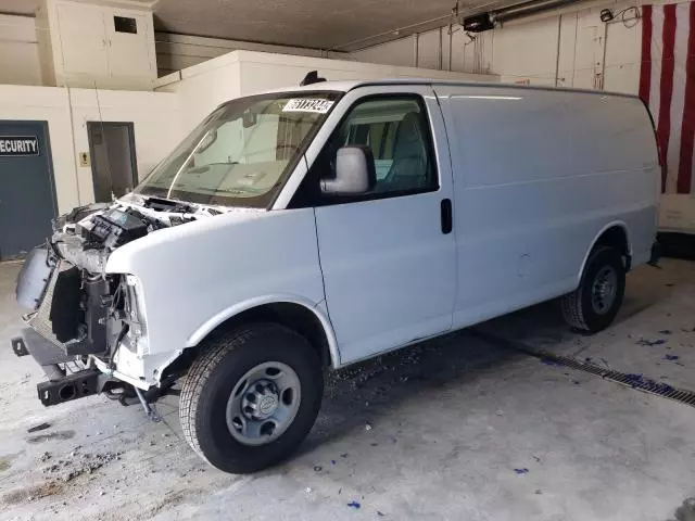 2021 Chevrolet Express G2500