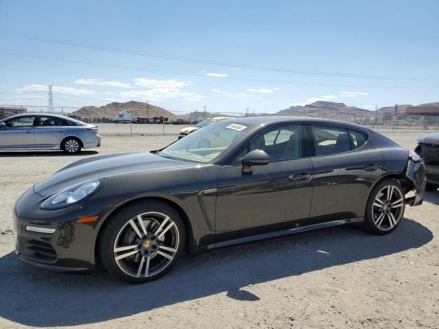 2014 Porsche Panamera 2