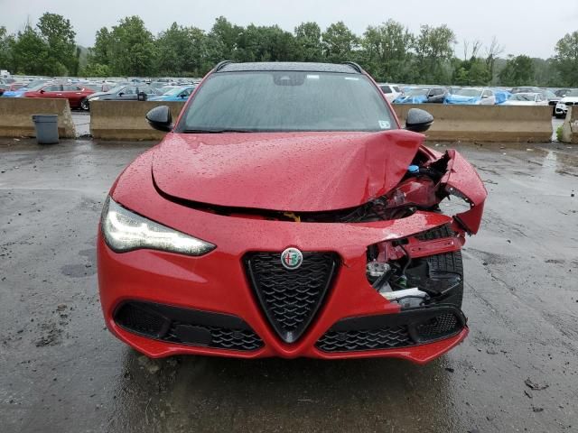 2024 Alfa Romeo Stelvio TI