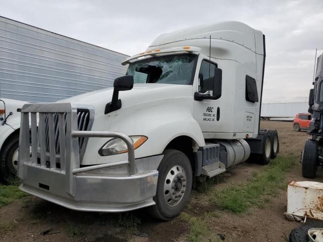 2018 International LT625