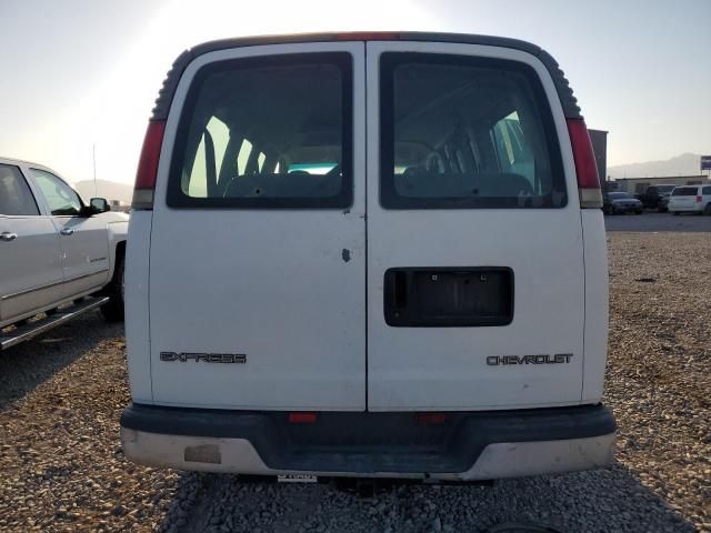 2000 Chevrolet Express G2500