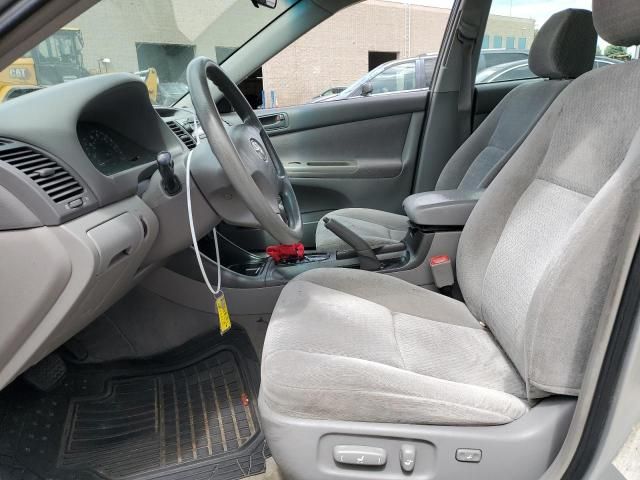 2004 Toyota Camry LE