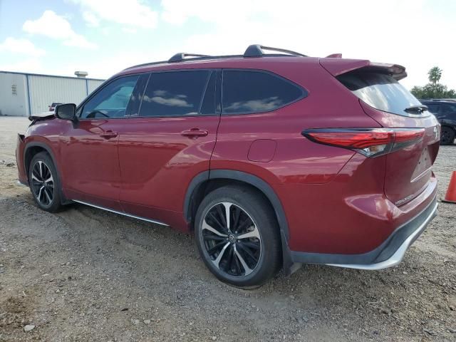 2022 Toyota Highlander XSE