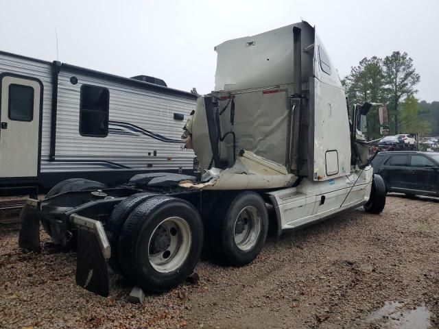 2006 Freightliner Conventional Columbia