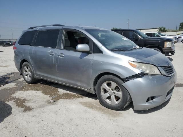 2011 Toyota Sienna LE