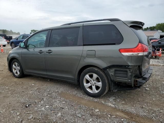 2011 Toyota Sienna LE