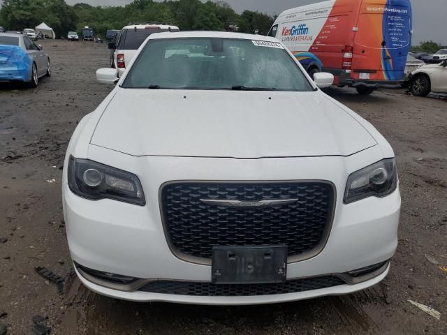 2019 Chrysler 300 S