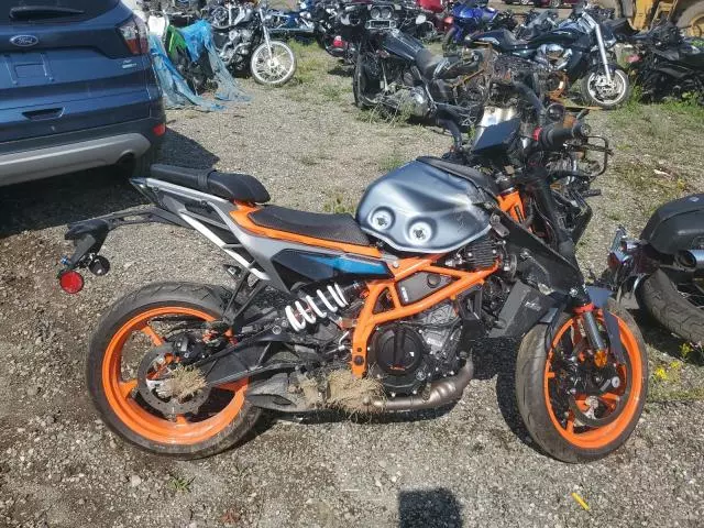 2024 KTM 390 Duke