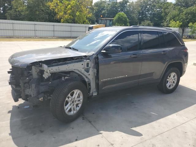 2022 Jeep Grand Cherokee Laredo