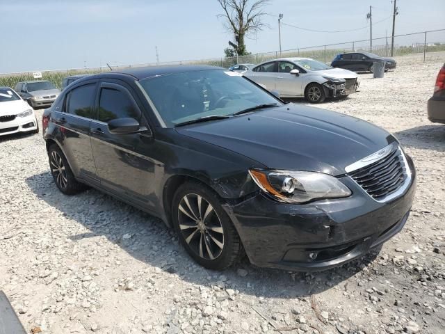 2014 Chrysler 200 Limited