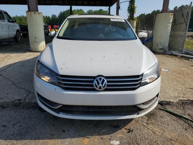 2013 Volkswagen Passat SE