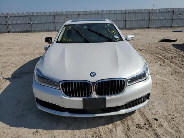 2018 BMW 750 XI