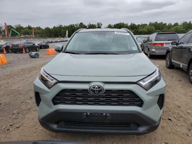 2023 Toyota Rav4 XLE