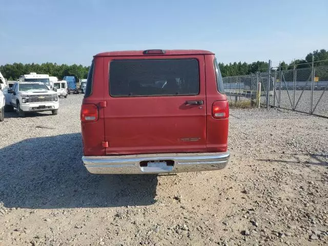 2001 Dodge RAM Wagon B3500