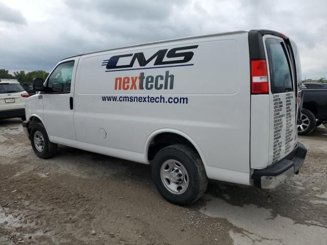 2022 Chevrolet Express G2500