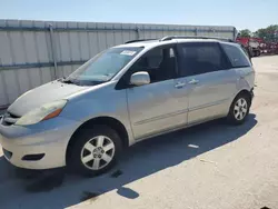 Toyota Sienna Vehiculos salvage en venta: 2009 Toyota Sienna XLE