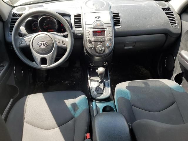 2011 KIA Soul +