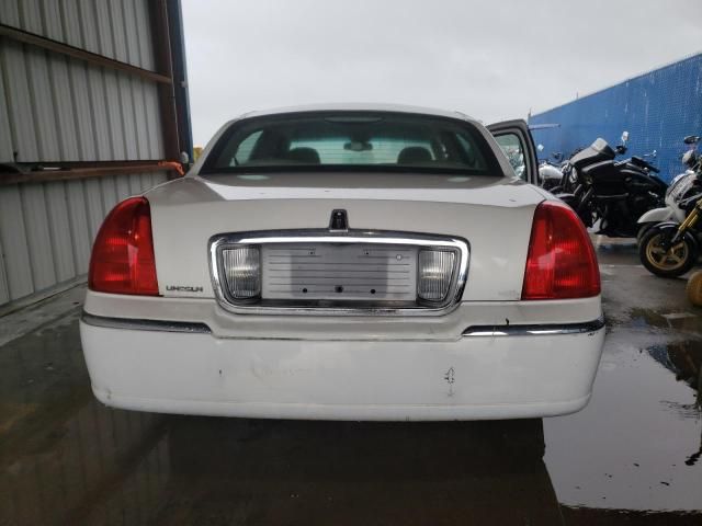 2003 Lincoln Town Car Executive