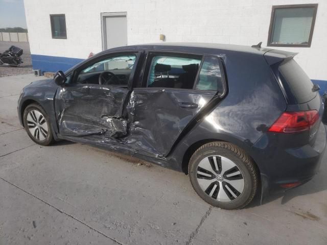 2016 Volkswagen E-GOLF SE