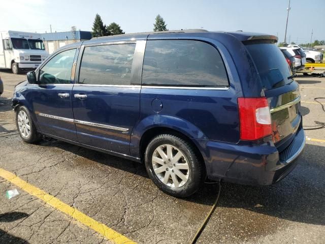 2016 Chrysler Town & Country Touring