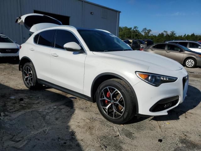 2018 Alfa Romeo Stelvio TI