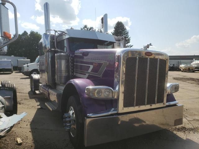 2014 Peterbilt 389