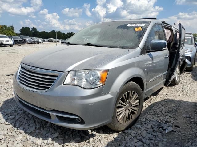 2015 Chrysler Town & Country Touring L