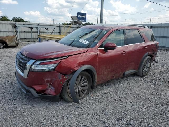 2022 Nissan Pathfinder SL