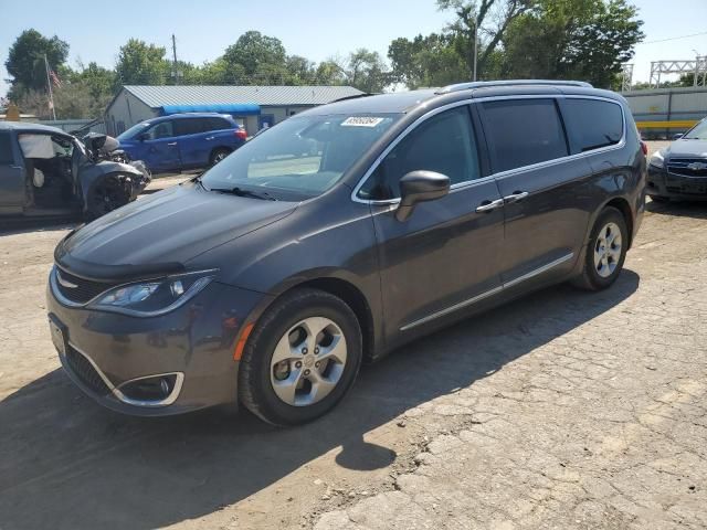 2017 Chrysler Pacifica Touring L Plus