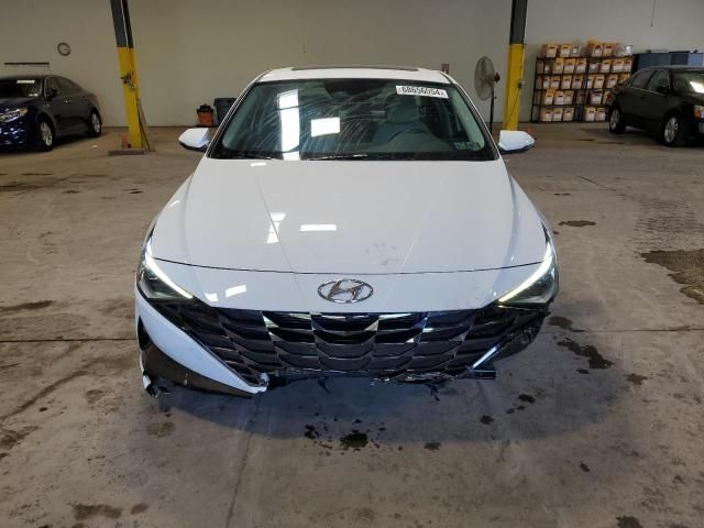 2022 Hyundai Elantra Limited