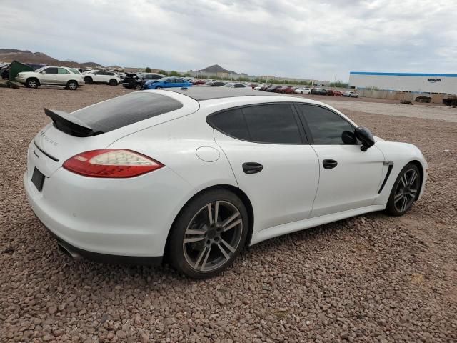 2013 Porsche Panamera 2