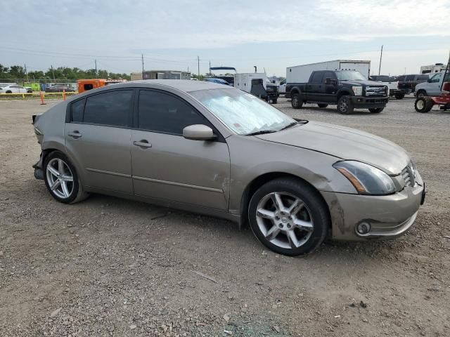 2004 Nissan Maxima SE