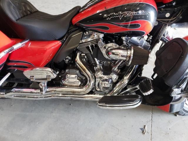 2010 Harley-Davidson FLHTCUSE5