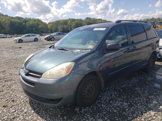 2005 Toyota Sienna CE