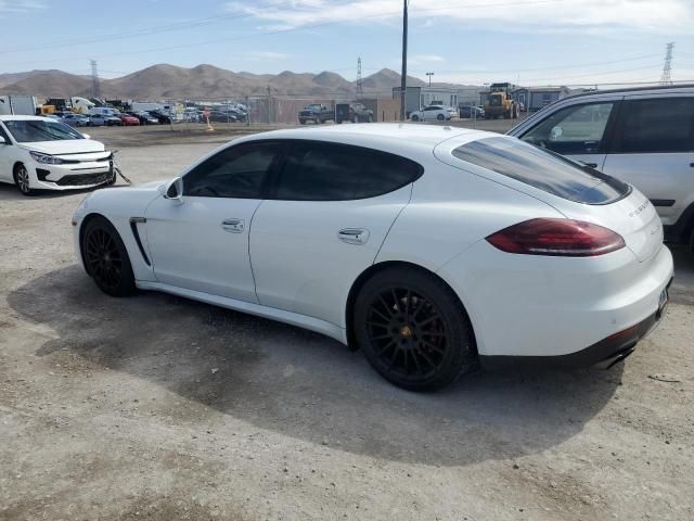 2015 Porsche Panamera S