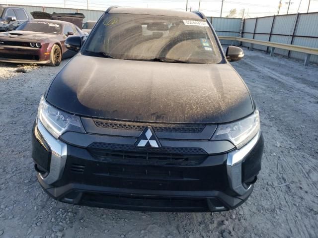 2020 Mitsubishi Outlander SE