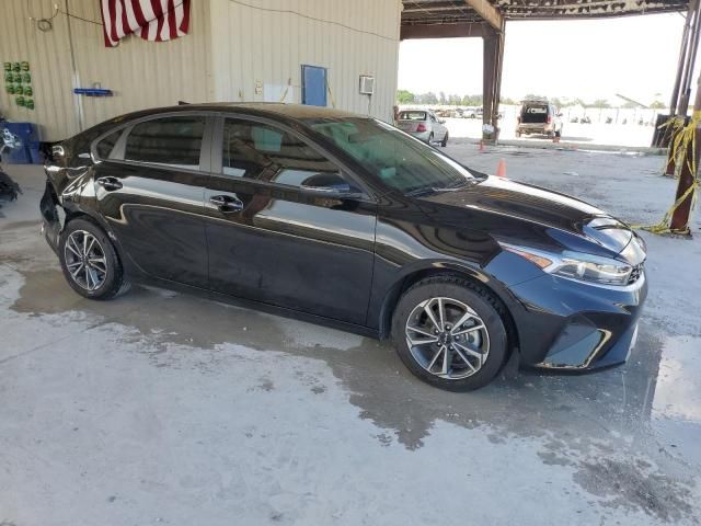 2023 KIA Forte LX